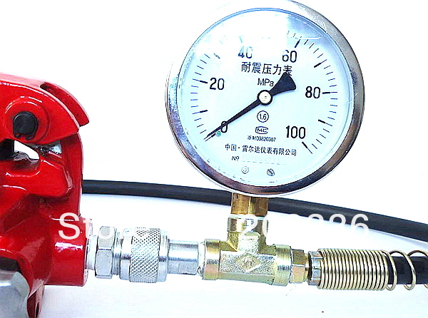 Hydraulic Hand Pump with Gauge Cp-700g Manual Hydraulic Pump Hydraulic Oil Pump