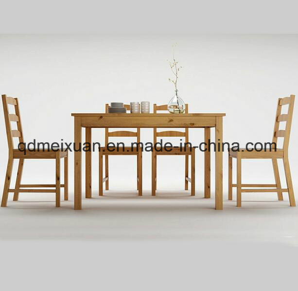 Solid Wooden Dining Table Living Room Furniture (M-X2912)