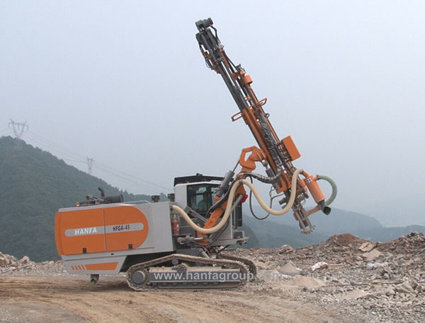 Hfga-44 Automatic DTH Surface Drill Rig, Hydraulic Portable Drilling Machine Made in China