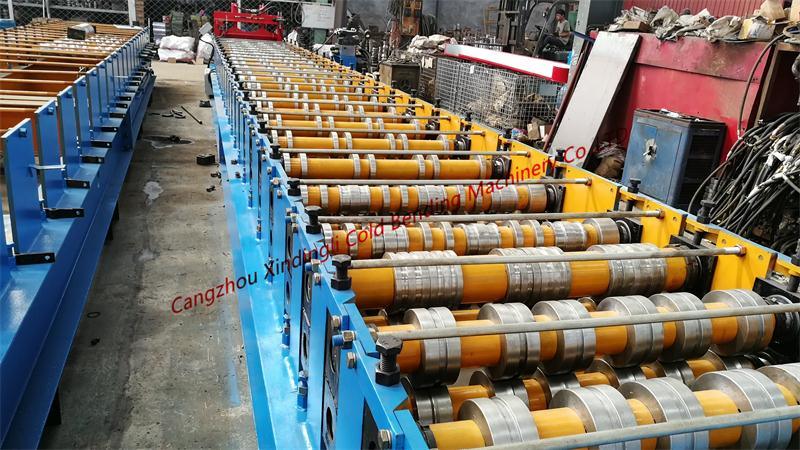 2017 Metal Sheet Roofing Floor Deck Roll Forming Machine/Roll Forming Machine Prices