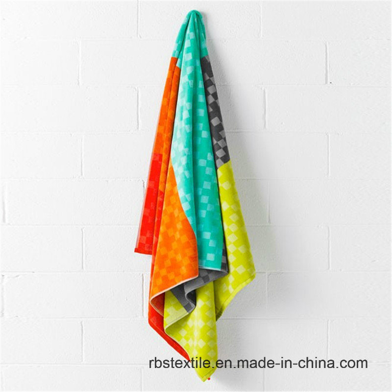 Cotton Yarn Dyed Beach Towel Jacquard Bath Towel with High Quality