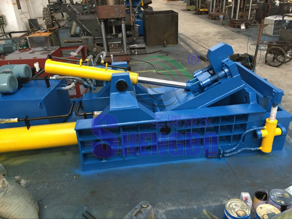 Hydraulic Scrap Metal Shavings Compactor (factory)