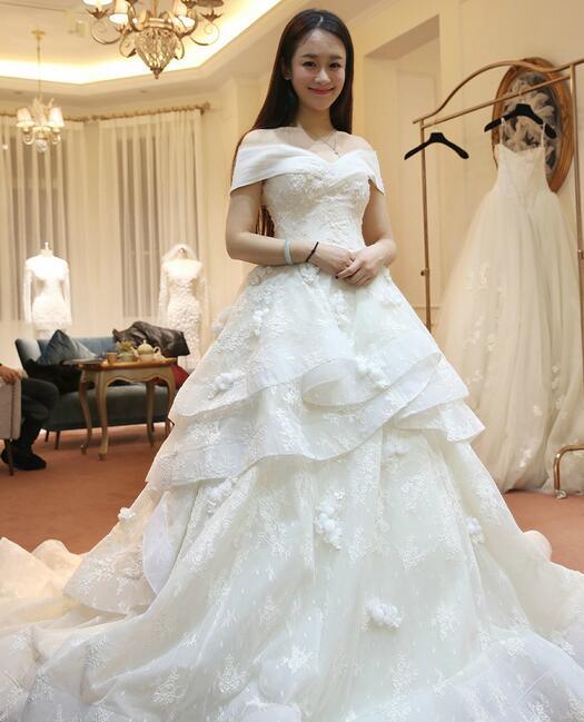 Chinese Design 2017 New Style Luxury Wedding Ball Gown Dress