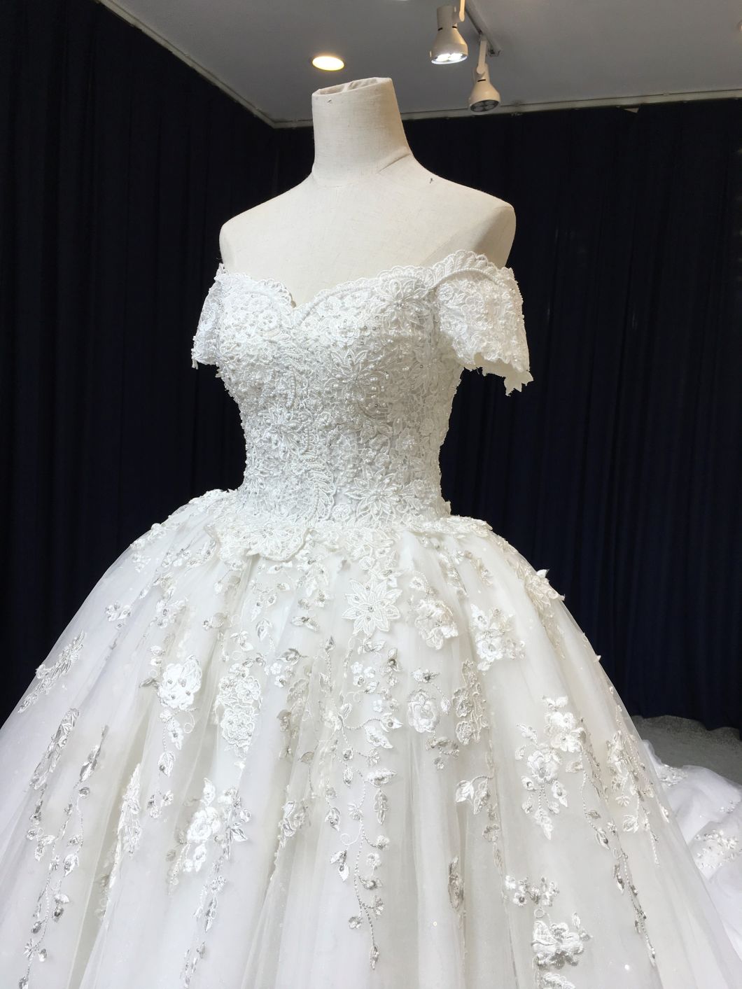 Aoliweiya New Arrival Puffy Wedding Dress