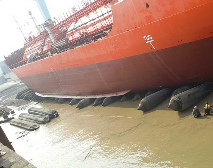 Heavy Moving Ship Launching Pneumatic Marine Rubber Airbags Pneumatic Airbag