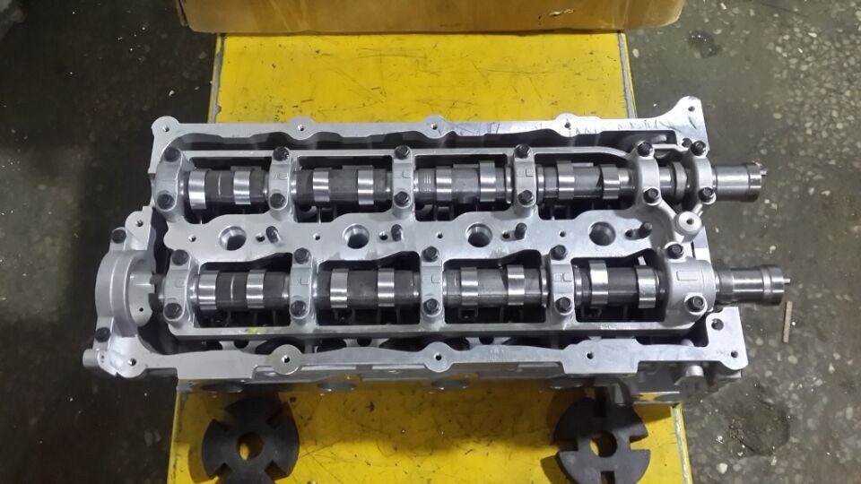 Cylinder Head Completed for Hyundai D4CB Vgt Amc908752 22100-4A210 22100-4A250