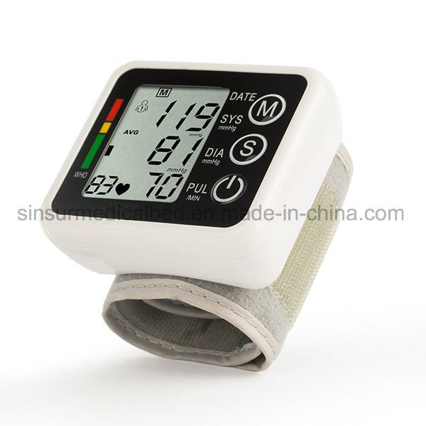 Medical Diagnosis Equipment Electronic Digital Wrist Blood Pressure Monitor