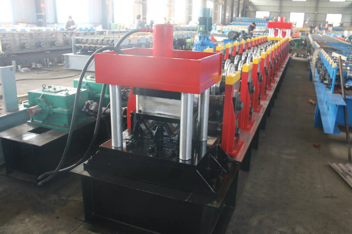 Two/Three Waves Cold Rolled Highway Guardrail Roll Forming Machine
