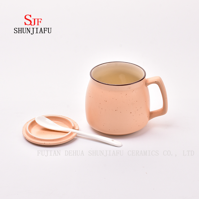 Creative Ceramic Mug with Lid. Breakfast Coffee Cup