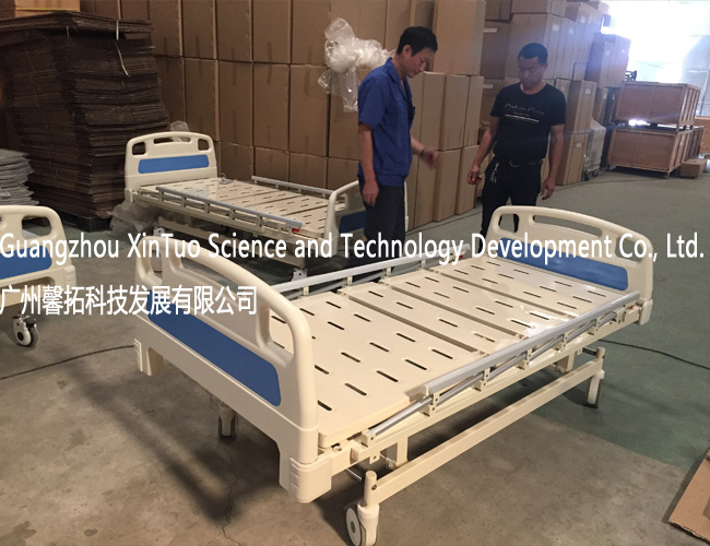 Linak Electric Hospital Electric Adjustable Bed with Ce& ISO