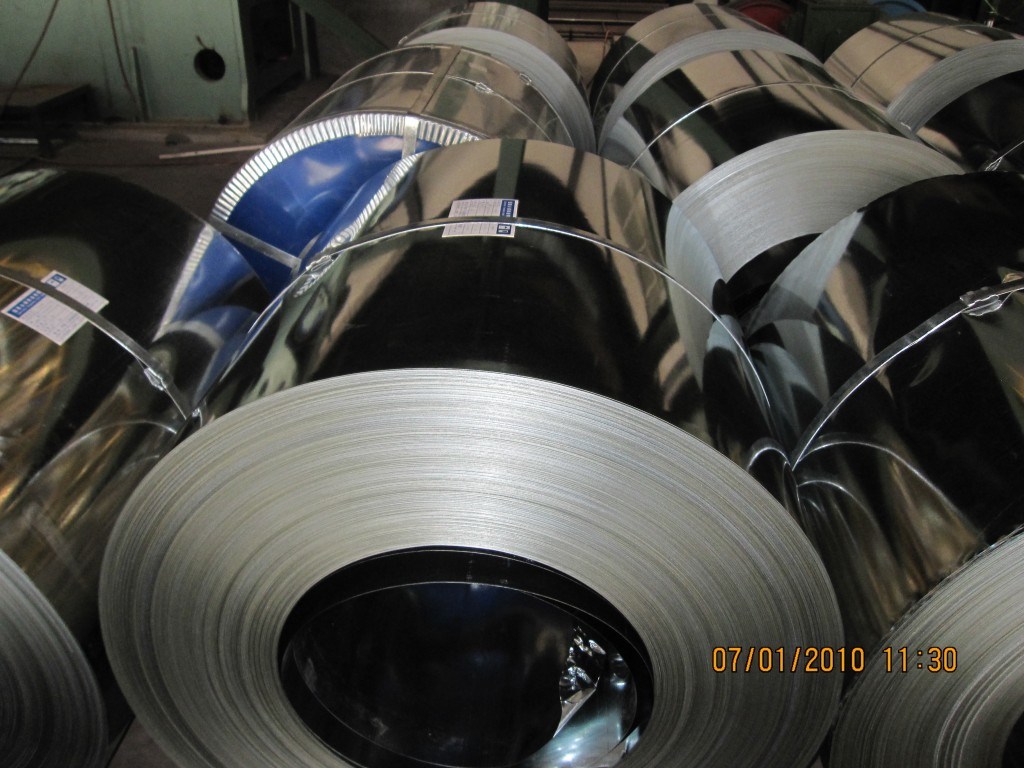 Cold Rolled Steel Belt/Hot DIP Galvanized Steel Strip/Gi Coils