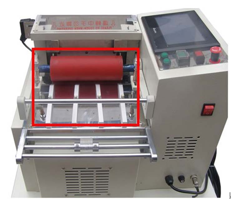 Рулон бумаги к машине для резки листов Paper roll to sheet cutting machine