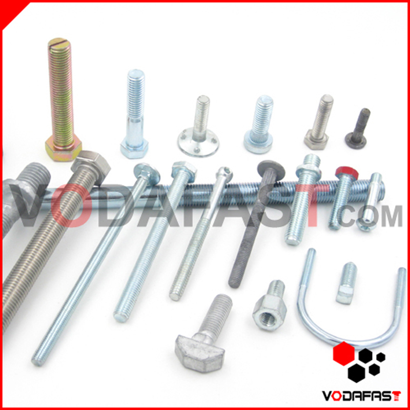 ISO 8677 DIN 603 Round Mushroom Head Square Neck Carriage Bolt Yellow Zinc Plated