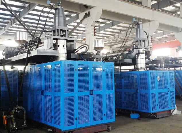 Hot Sale Made in China 4L~30L HDPE Jerry Cans/Bottles Blow Molding Machine