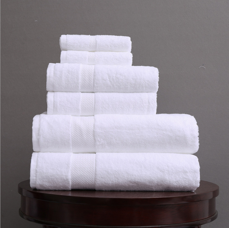 Customized 100% Cotton Dobby White Embroidery Star Hotel Bath Towel