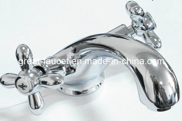 Double Handle Bathroom Basin Faucet