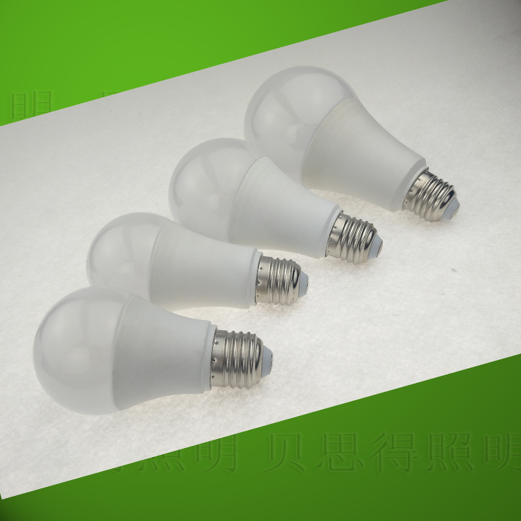 Aluminium PC Housing LED Bulb Light