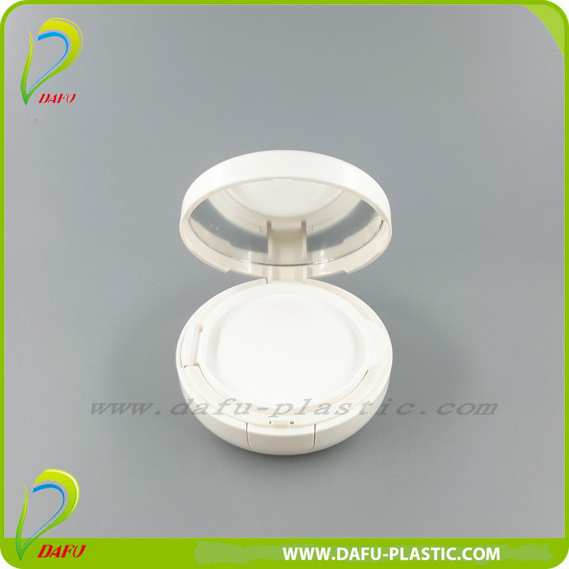 Compact Powder Container with Mirror