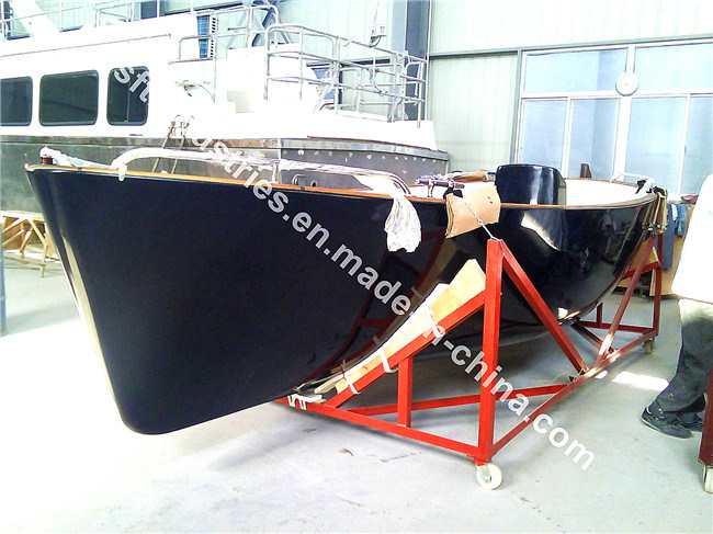 5.75m Fiberglass FRP Speed Fishing Sloepen Boat China Outboard Engine