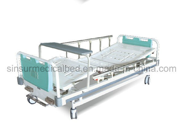 ISO/CE Hospital Furniture Manual Double Crank Central-Controlled Casters Hospital Bed