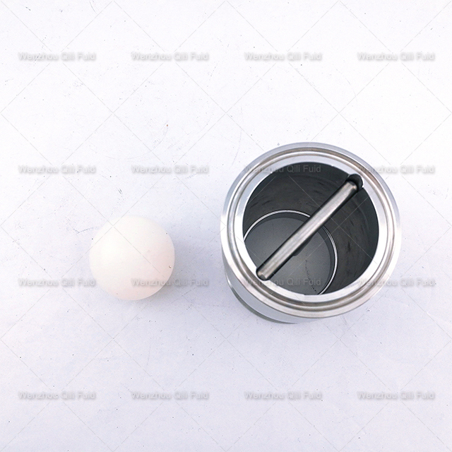 Stainless Steel Sanitary Check Valve Ball Type with Manual Drain