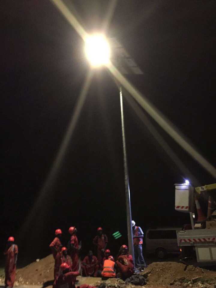 Baode Light Outdoor 4m Solar Street Light Pole SGS Audited China Supplier