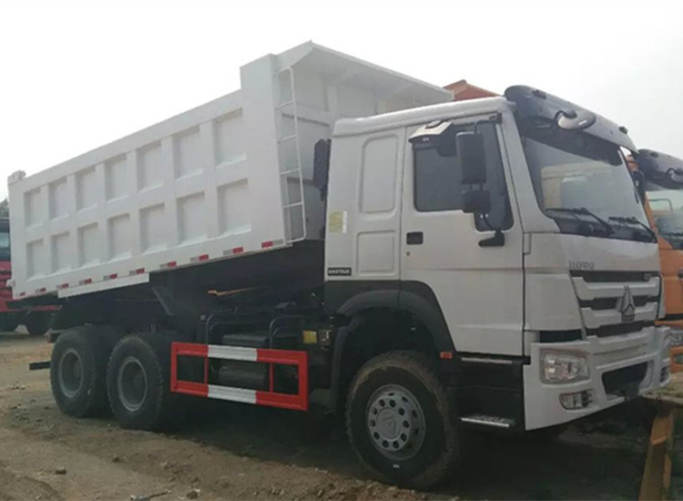 Cnhtc China Engineering Vehicle Sinotruk HOWO 6X4 Dump Trucks Price