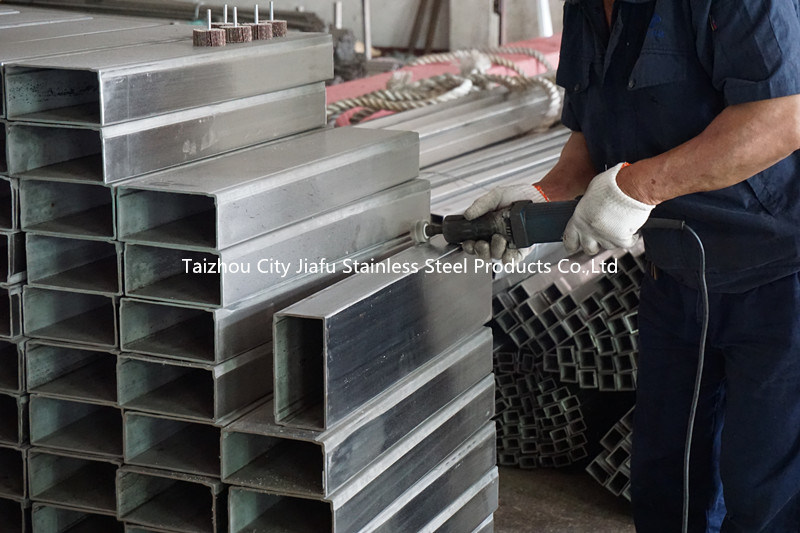 Duplex Stainless 2205 Seamless Steel Pipe/Tube