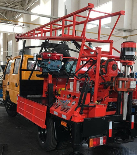 Gc-150 Hydraulic Chuck Truck Mounted Drilling Rig for Geological Exploration 1300n. M Torque