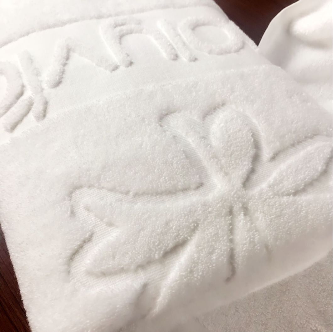 Customized Hotel Logo Jacquard Cotton Terry Bath Towel