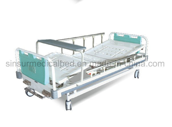 ISO/CE Hospital Furniture Manual Double Shake Central-Control Castors Hospital Beds