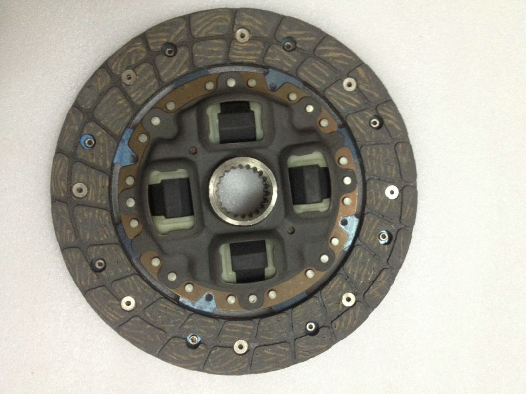 High Quality Auto Parts Clutch Disc for Toyota 31250-28140