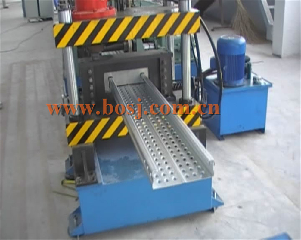 Hot Dipped Galvanized Scaffolding Steel Pipe & Steel Tube Punching Production Machine