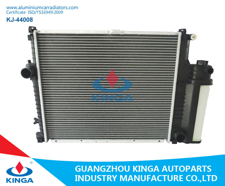 BMW Radiator for 520I/525i'88-E34 Mt with OEM 1469177/1719306/1728769/1737360/1737760