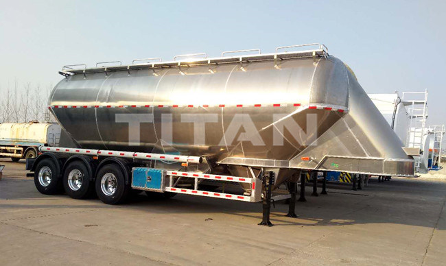 3 Axle 35/40/45/60cbm Steel Fly Ash/Bulk Dry Silo/Cement Bulker Carrier Trailer/Powder Material Tank Tanker Truck Semi Trailers with Engine Compressor