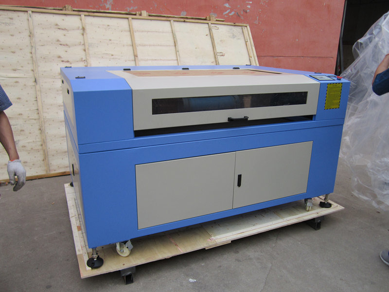 High Precision Cloth Fabric Textile Laser Engraver Machine