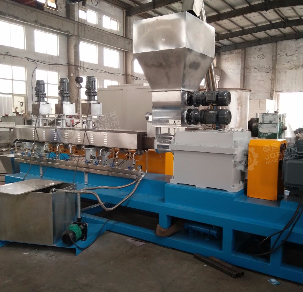 Wood Plastic Compounding Granulate Extruder/WPC Granulating