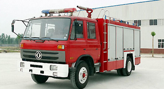 Dongfeng 145 Water Tank Fire Fighting Truck for Sale