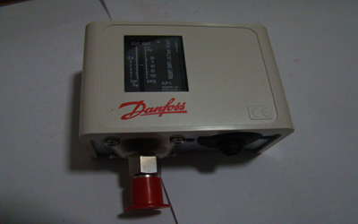 Kp Series Danfoss High/Low Pressure Switch with Adjustable Reset