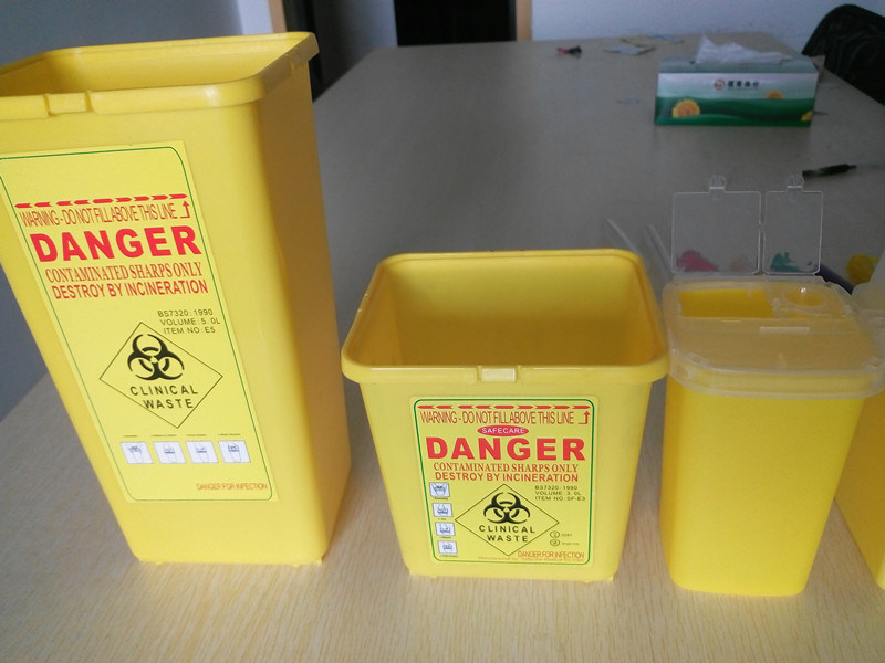 Medical Waste Disposable Recycling Plastic Medical Sharps Containers with Handle