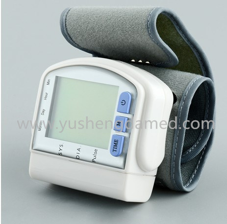 Hospital Equipment Automatic Arm Type Digital Blood Pressure Monitor