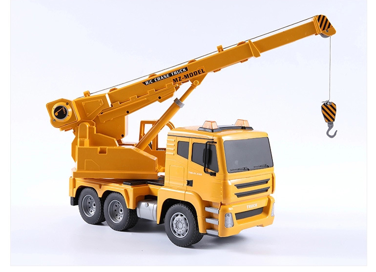 Best 1: 18 RC Toy Crane Truck with Simulation Sounds