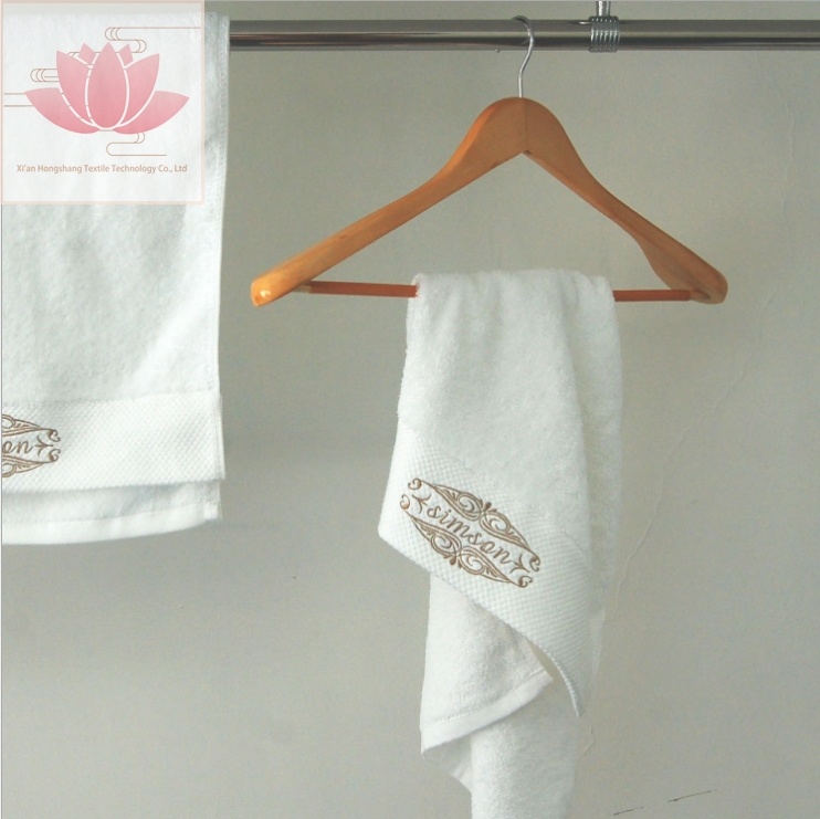 Wholesale Luxury 100% Cotton Soft Embroidery Hotel Hand Towel