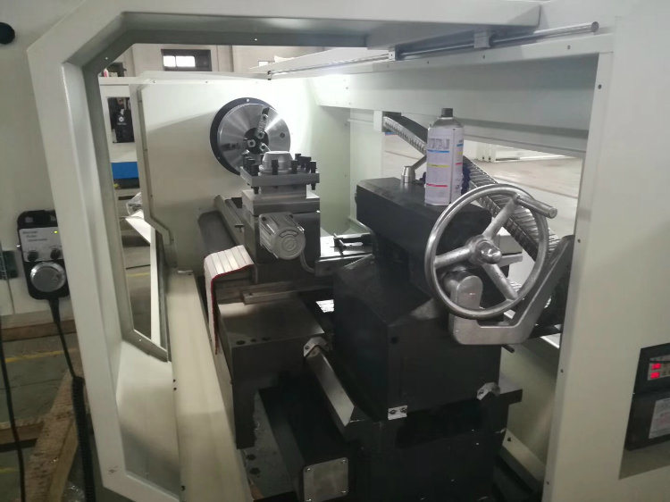 Sales Ck6140 High Precision CNC Lathe Programming Machine