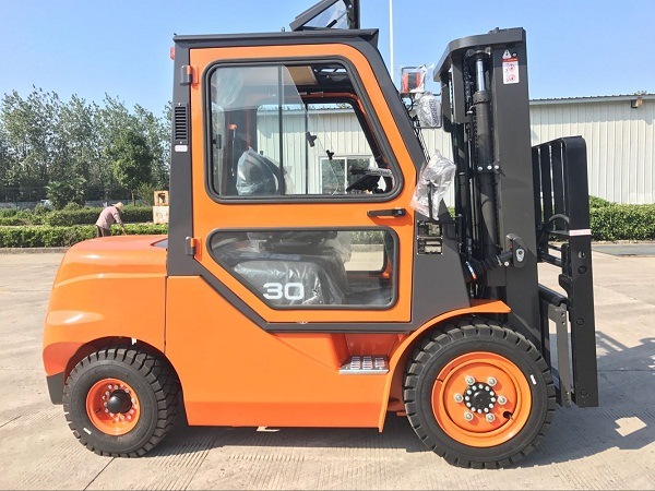 Carretilla Elevadora Contenedores 3 Ton Forklift with Cab