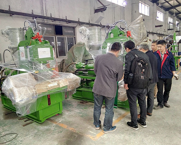 Factory Direct Supply Plastic PVC Rubber Fitting Injection Molding Machine