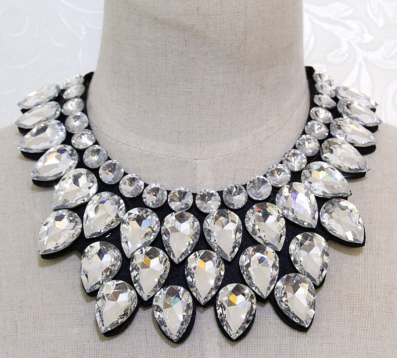 Lady Fashion Jewelry Blue Waterdrop Glass Crystal Collar Necklace (JE0196)