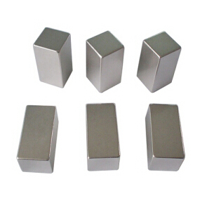 Sintered Neodymium Large Magnet (UNI-Large-magnet-oo8)