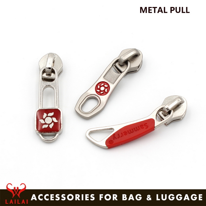 Fancy Designer Custom Logo Engraved Slider Zipper Pulls Metal Handbag Zipper Pulls