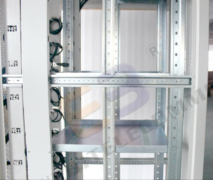 IP20 19'' Cabinet Electrical Data Rack with Wiring Cable Tray